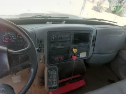 CAMION DE SERVICIO - INTERNATIONAL-4300 SBA 4X2 - 09652 - 11